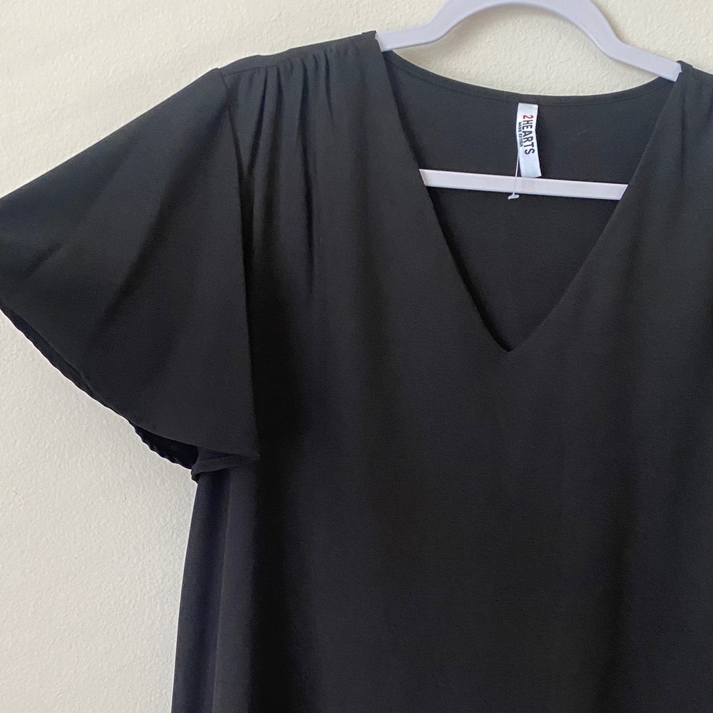 2 Hearts Black V-Neck Blouse - Picture 4 of 6